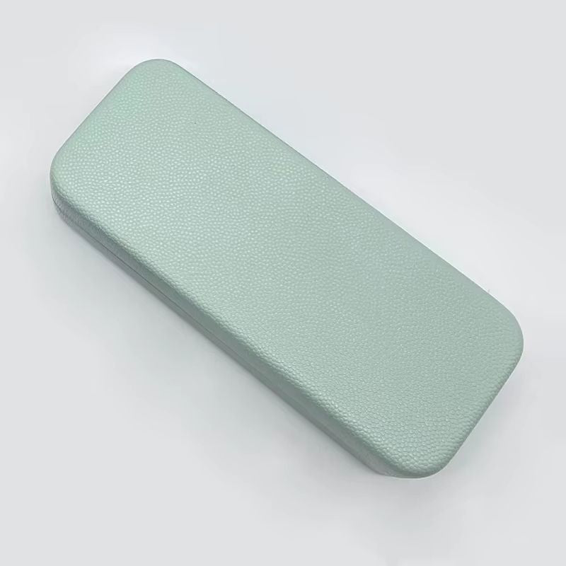 Auralix Extra Kit: Case + Microfiber cloth